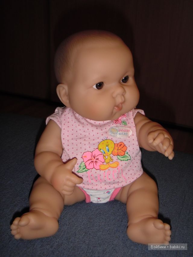 Анечка дома