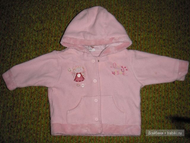 Анечка дома