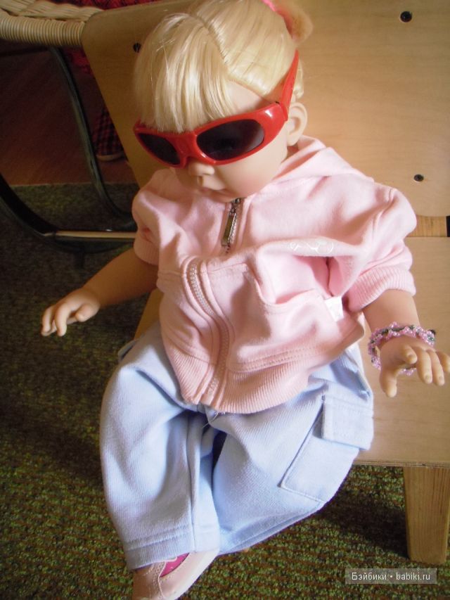 Анютка повторюшка