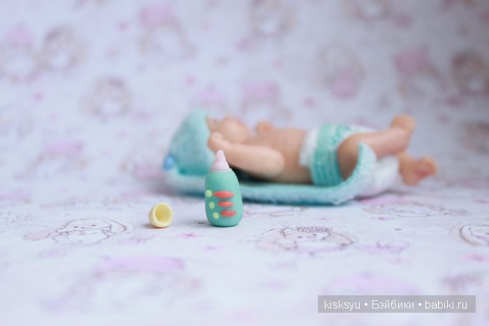 Зеленоглазый мальчик. Ооак кукла ручной работы из полимерной глины (фото 10)