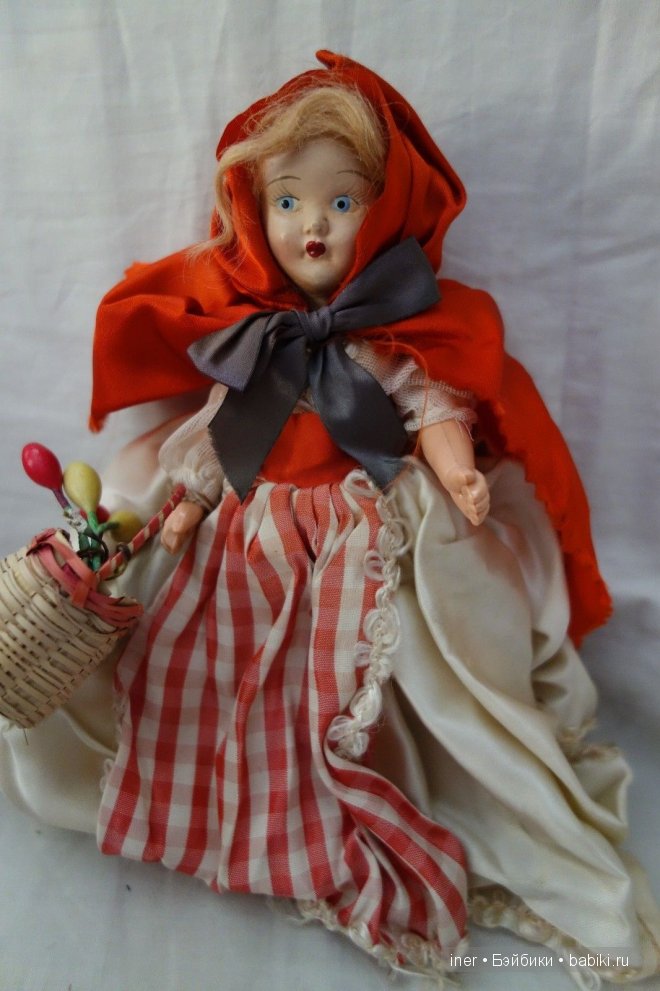 Кукла 40-х годов