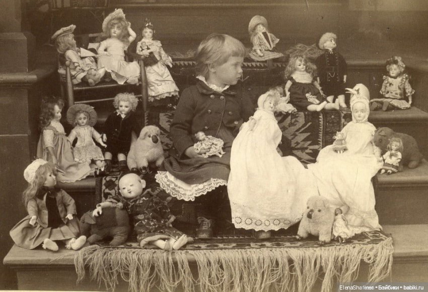 Моя коллекция. Антикварные младенцы. Малыш в длинном платье