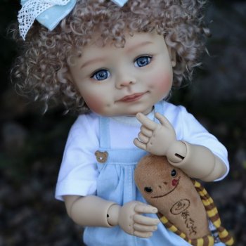 Преордер на новую девочку Pia в формате Moppet от Meadow dolls