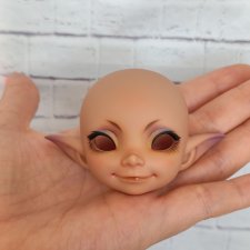 Личико реалфи Токи (Realfee Toki) в тане с фирменным мейком