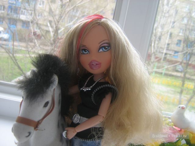 Небольшая фотосессия — Куклы Bratz (Братц) и Moxie Girlz: MGA (фото 3)