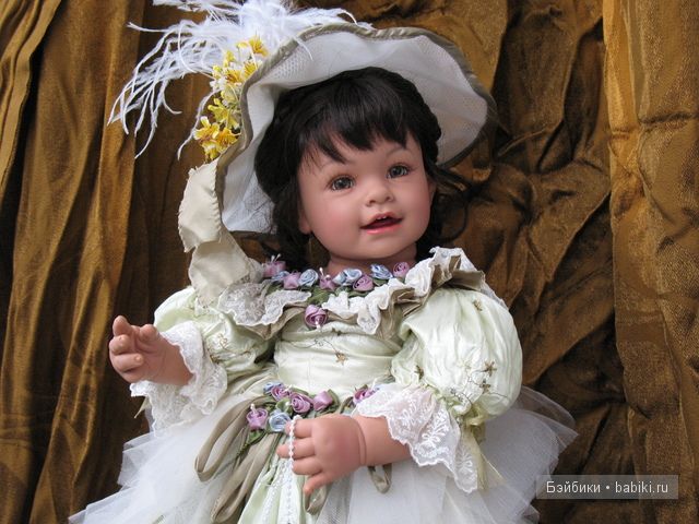 Кармен! Коллекционная кукла Adora Limited Edition Series, CARMEN-PANAMA