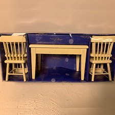Обеденный гарнитур масштаб 1/12 стол + 4 стула