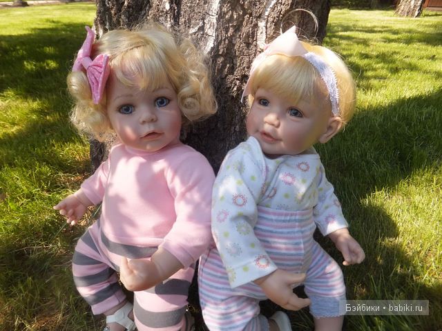 Ясли на прогулке Саша И Ангелика 1