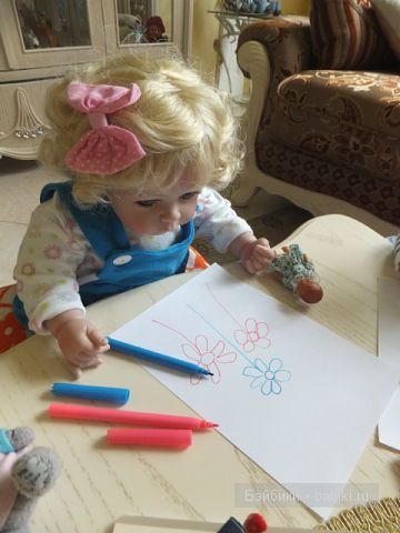 Художницы мои - Саша