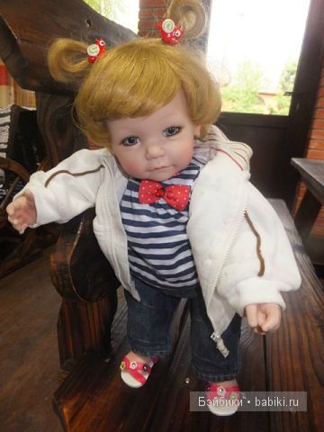 Рита в беседке 3