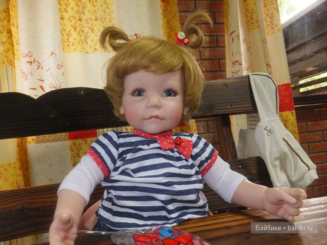 Рита в беседке 7