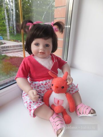 Аля в кофте Ланы