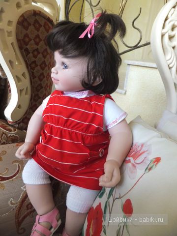 Аля задумалась