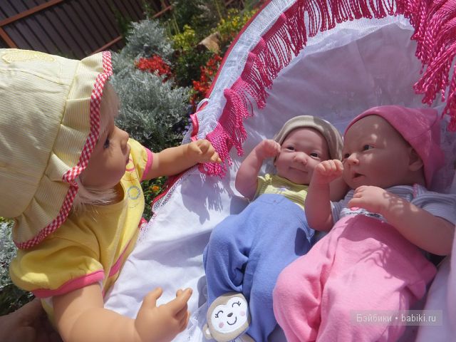 Яна, близняшки 2, крупно