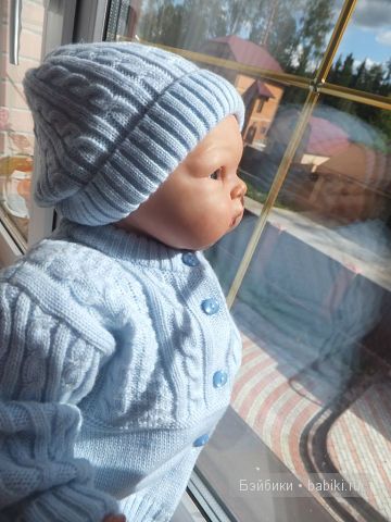 попросилась к окошку