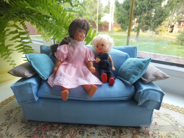 Голубой диванчик 6