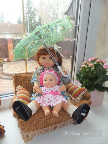 Конфетка и Андреа под зонтиком