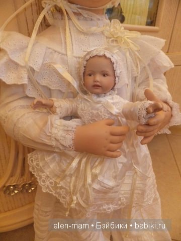 Куколка и ручки Сюзи вблизи