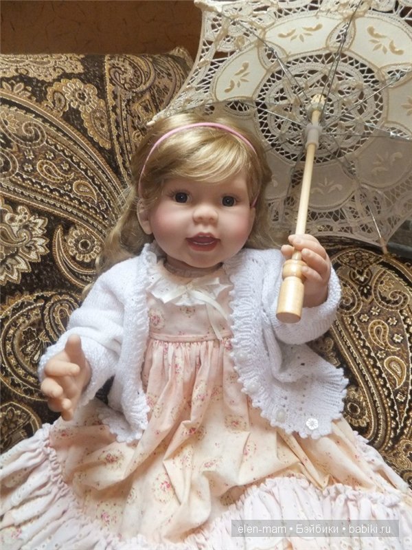 с зонтиком, прямо