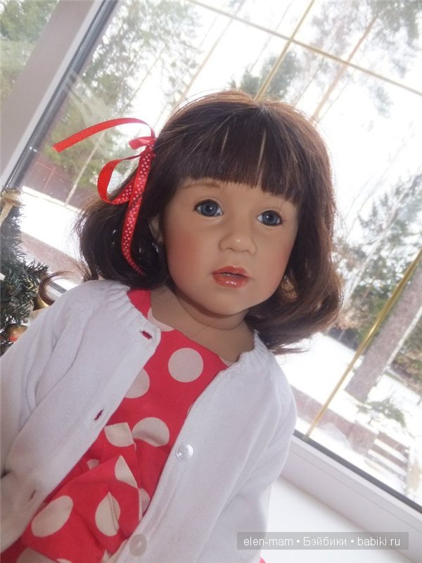 Тоня переоделась Тоня переоделась