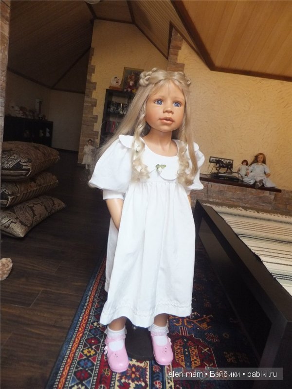 Переоделась