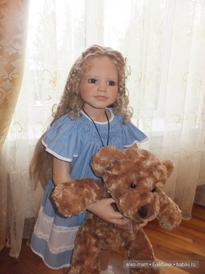 Софи с мишкой