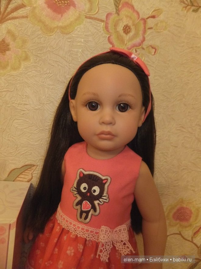 Эмми, крупно 2