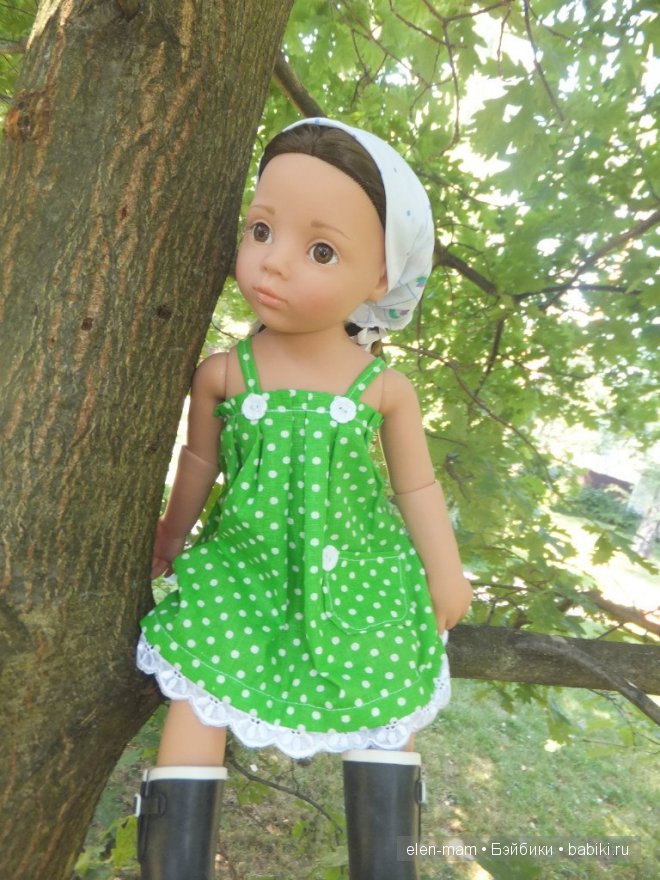 Кира на дереве 2