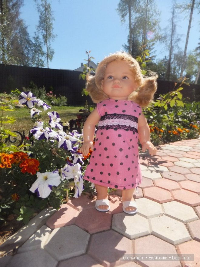 Леонор гуляет