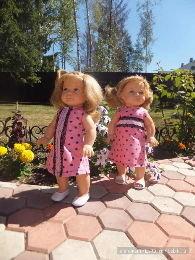 Леонор и Лиля гуляют