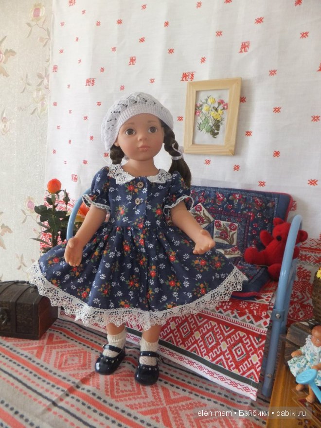 В белой береточке