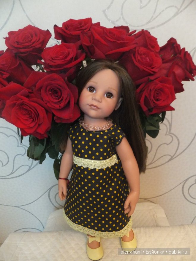 Вика и розы