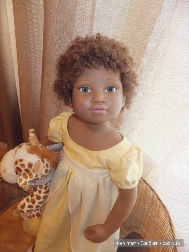 Кения с жирафом