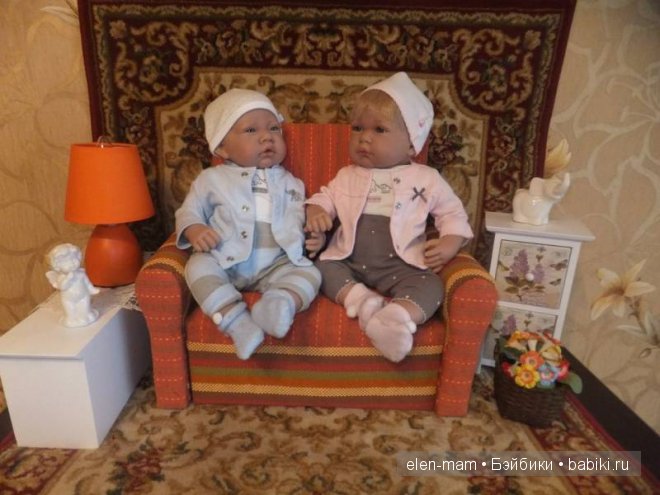 Хуанчики на диванчике)