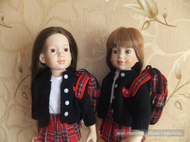 Портфели на плечах, портрет