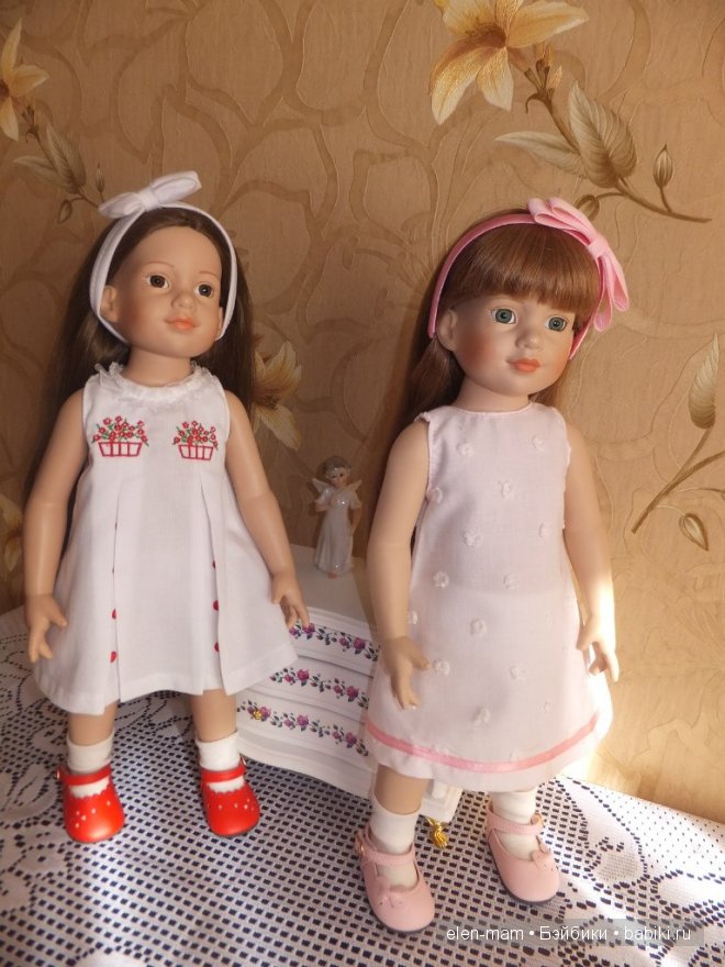 Платья для обеих