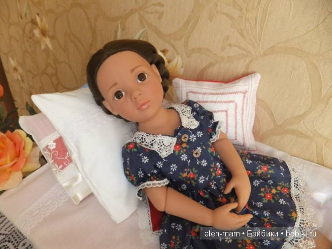 Прилегла на кровать