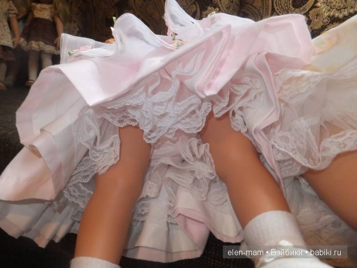 Воланы, справа