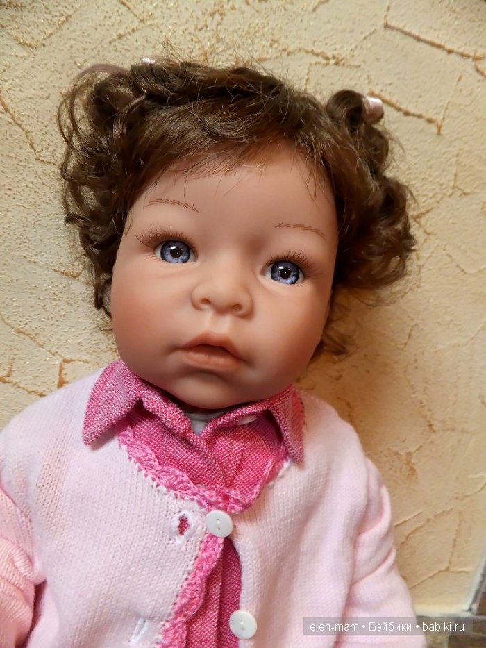 Маленькая мамочка, портрет, прямо