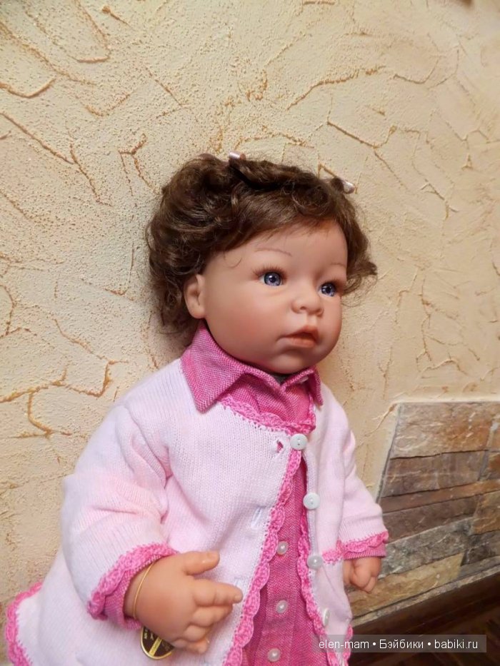 Маленькая мамочка, портрет сбоку