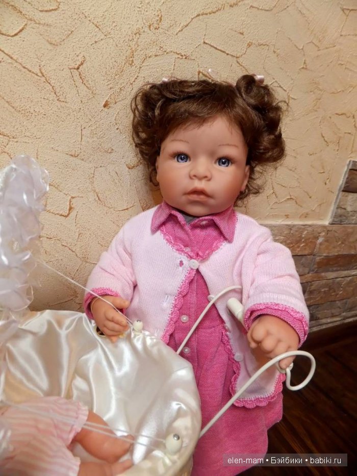 С коляской, портрет