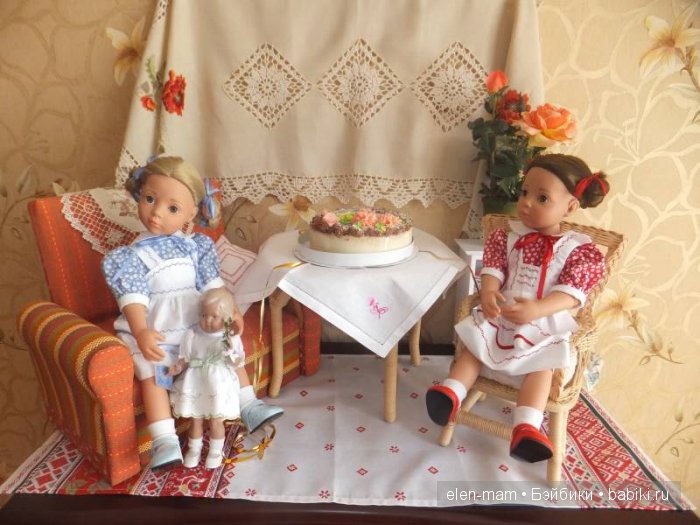 Кира вернула куклу Нюре