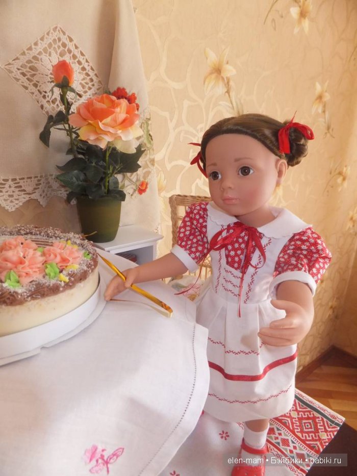 Кира. Получше разглядеть торт!)