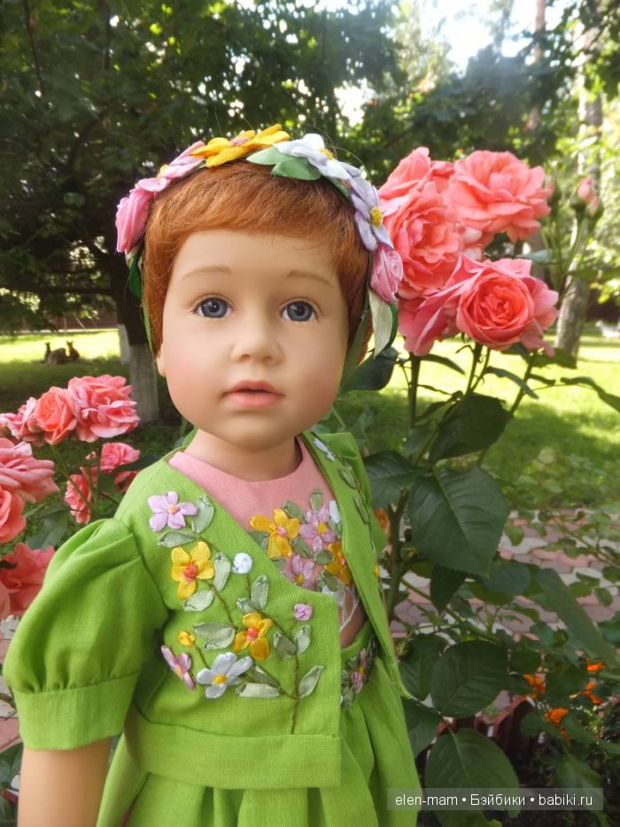 Розовые розы