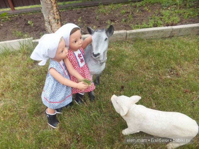 Нюра спряталась