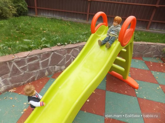 Фил поджидал брата внизу 2