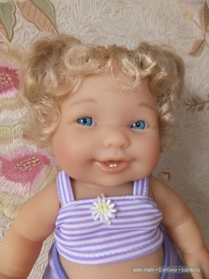 Портрет блондиночки