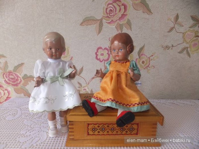 На сундучке