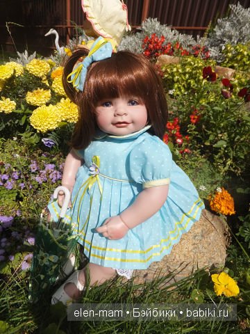 Василиса в клумбе