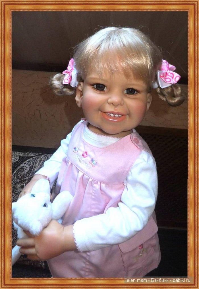 Луиза в розовом сарафане